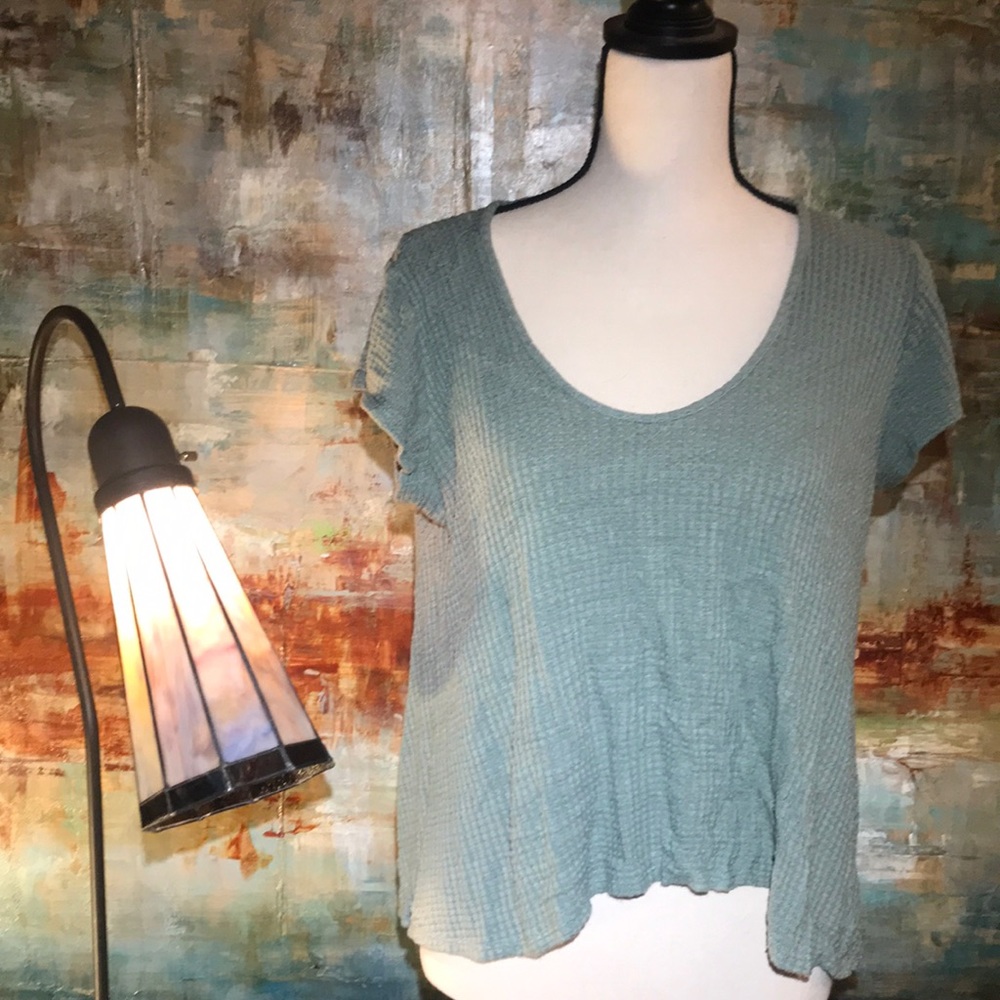 ALYA crop top